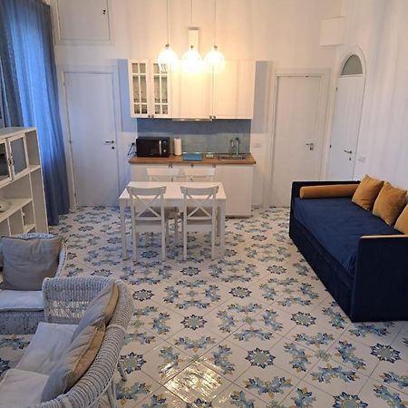 Tre Re Appartamento Matima Capri Exterior foto